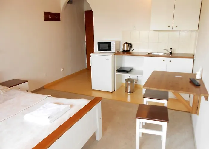 White Rabbit Hall Hotel 3*